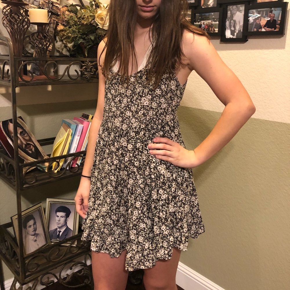 Brandy Melville floral sundress